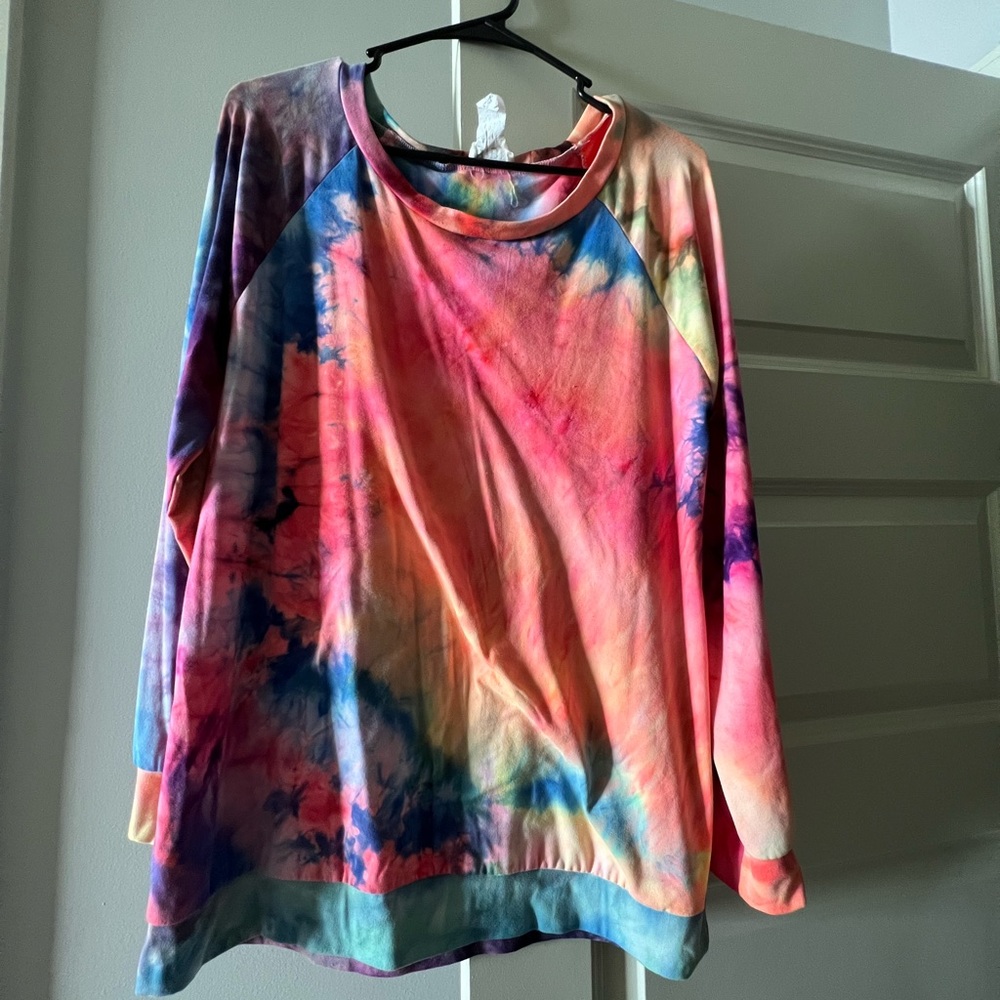 Bibi tie dye tunic top. Size small